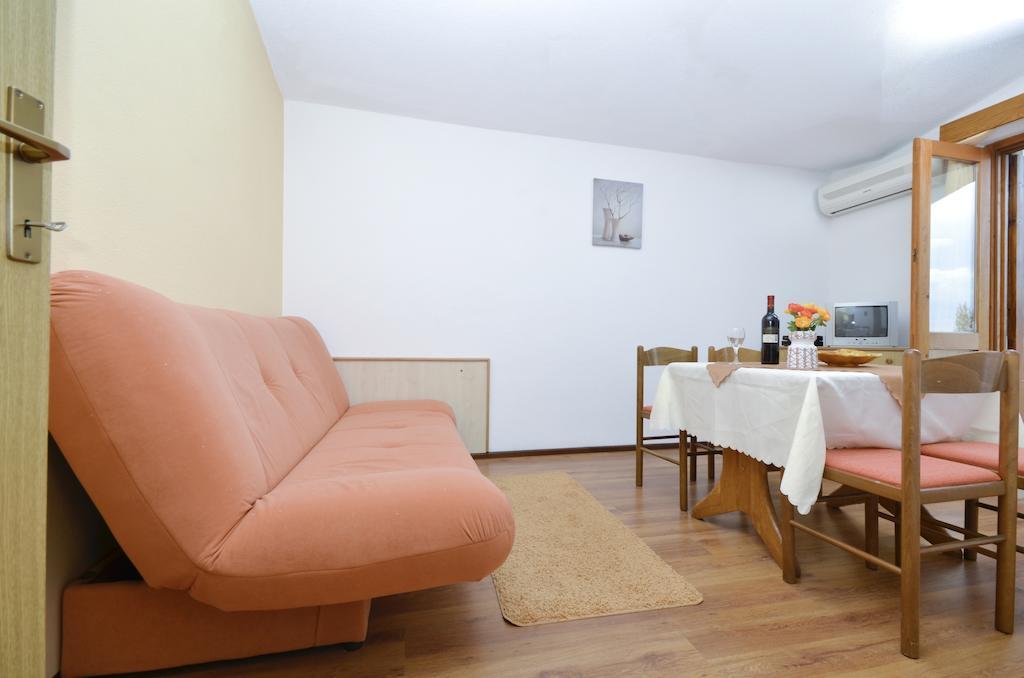 Apartments Ana Baška Voda Zimmer foto