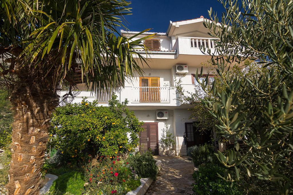 Apartments Ana Baška Voda Exterior foto